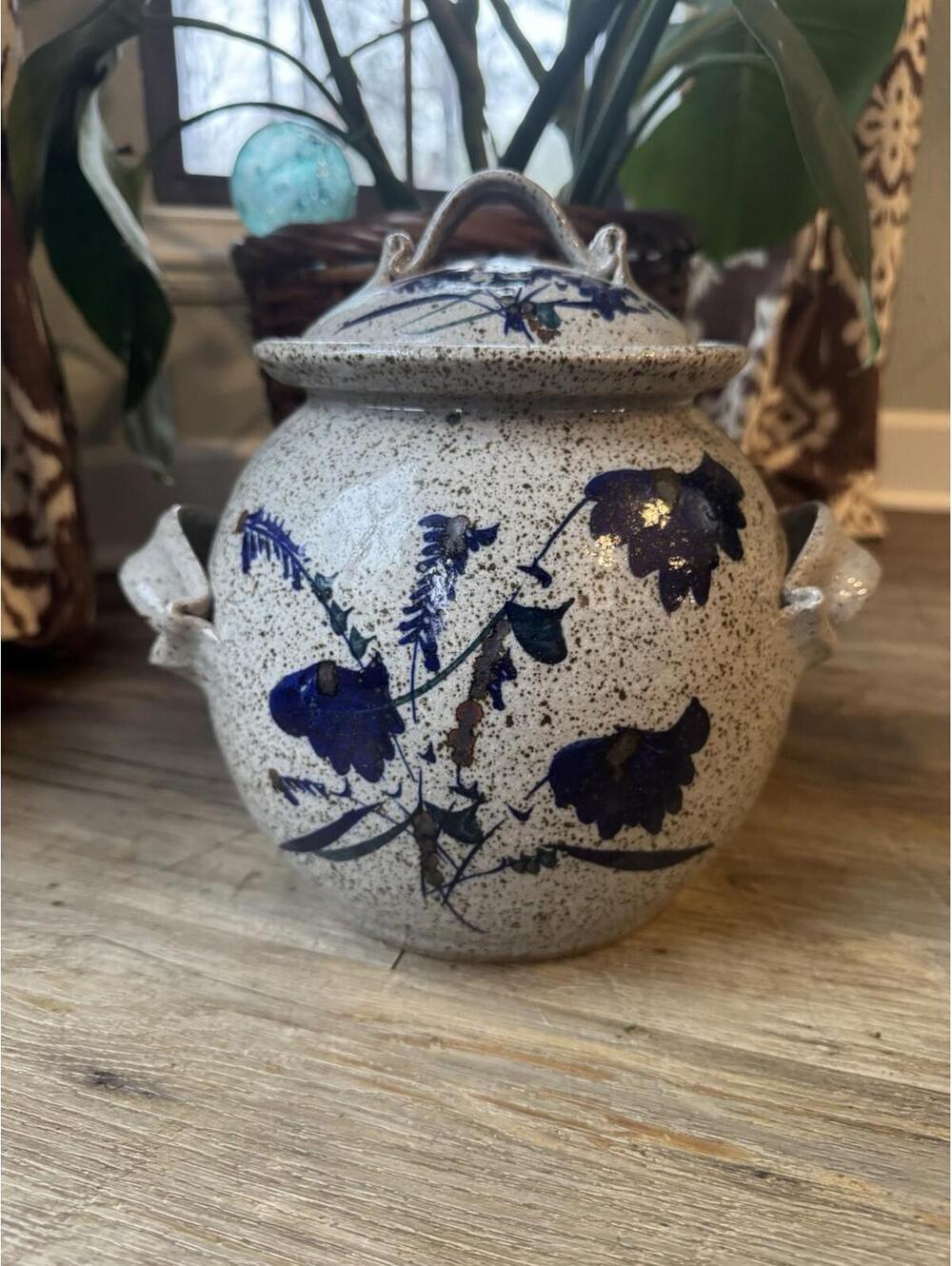 Stoneware Crock Jar With Lid Lug Cobalt Blue Floral Speckled Glaze 10.5" EUC